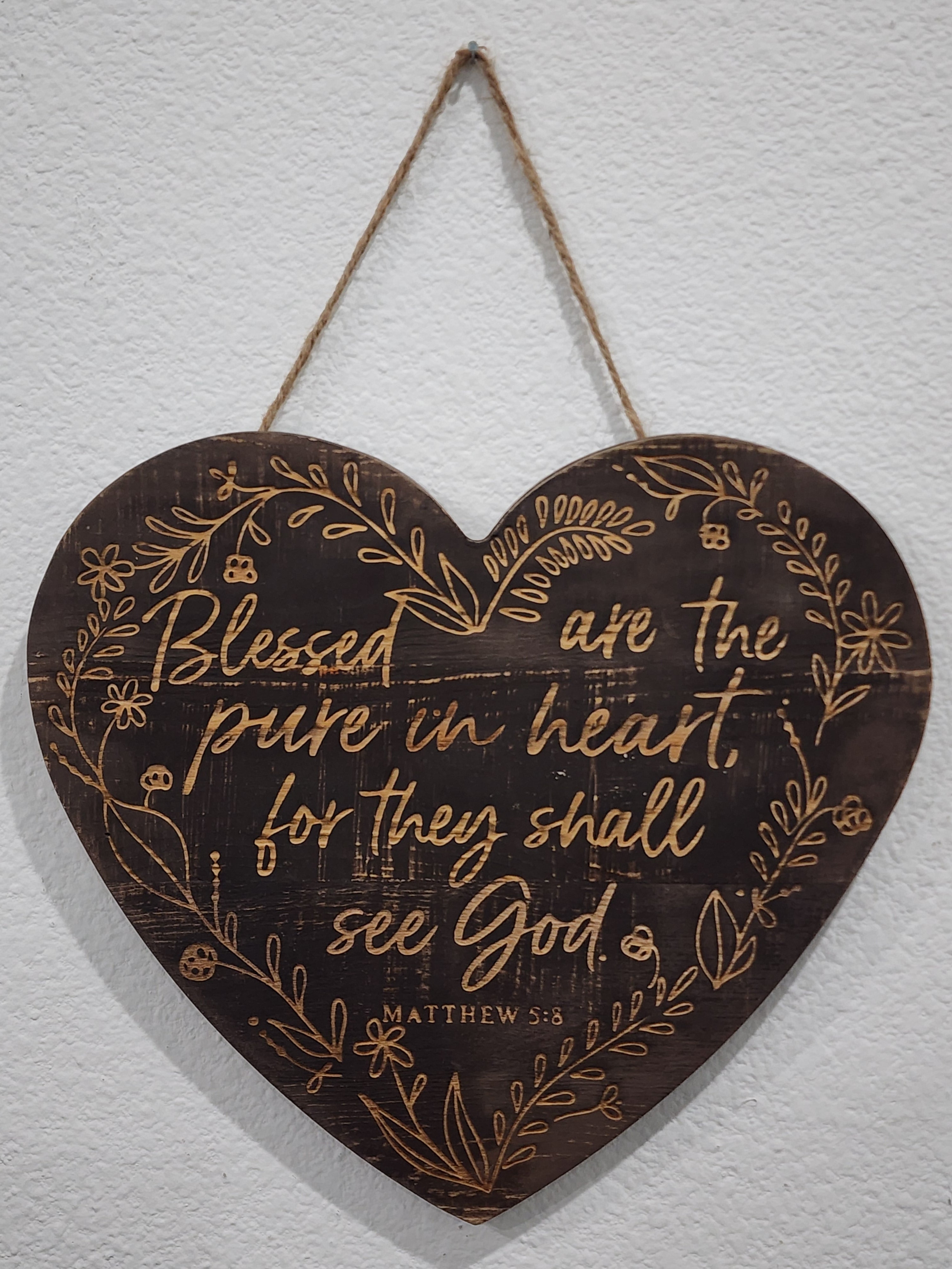 Heart-shaped Wall Decor